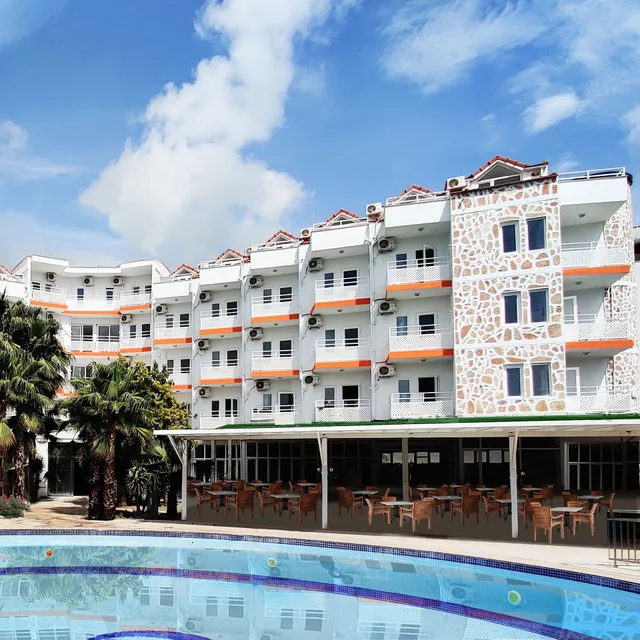 UK BEACH HOTEL KİRİŞ
