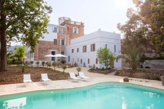 La Bâtisse en Blanc