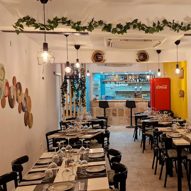 Happy Dream Bar Restaurante