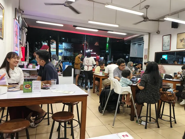 HAKA Dimsum Shop Galaxy