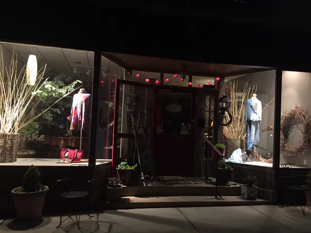 Grapevine Clothing Store