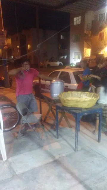 Tacos, Hot Dogs Y Hamburguesas. "LA ESQUINA DEL SABOR"