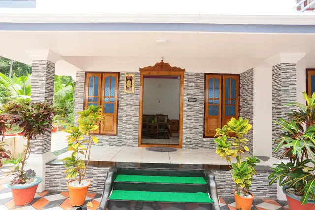 Bougainvillea Homestay Kovalam