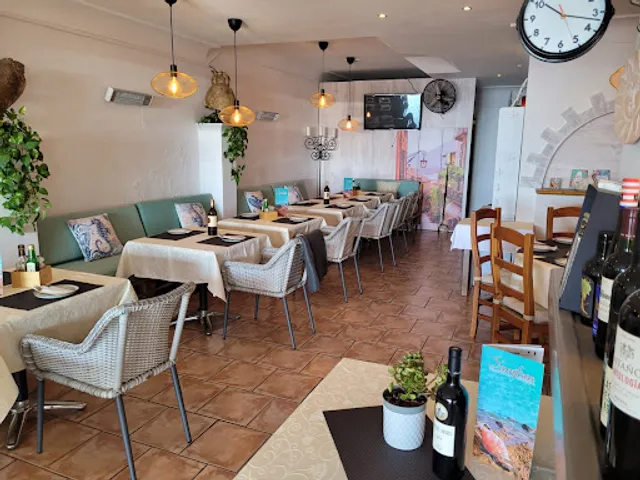 S'amfora Trattoria Pizzería