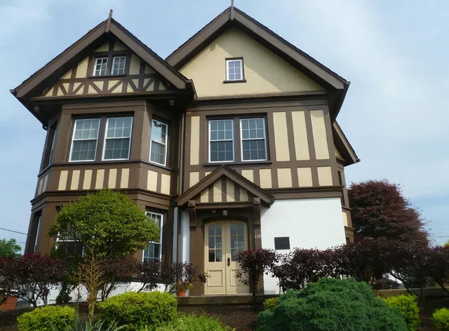 Cozy Afghan Bed & Breakfast