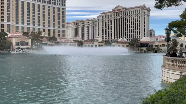 Bellagio Towers - Porte Cochere