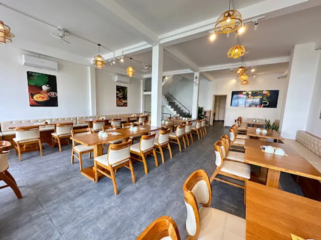 Cơm niêu Thiên Lý