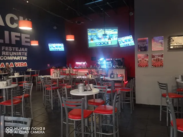 Vancouver Wings Paseo Alcalde