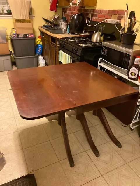 Vintage Looks - Mid Century Modern Furniture