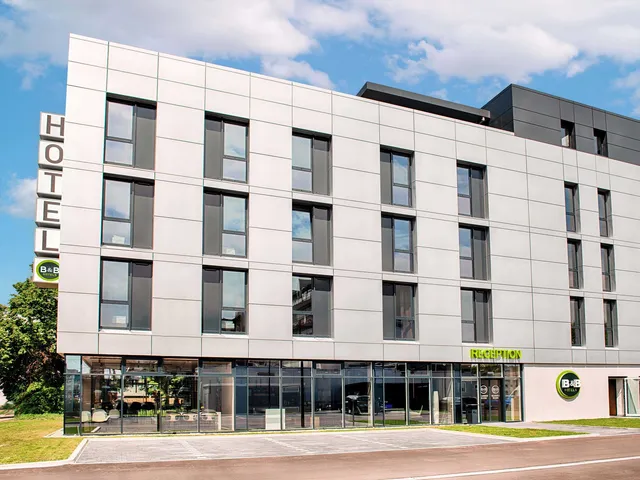 B&B Hotel Stuttgart-Neckarhafen