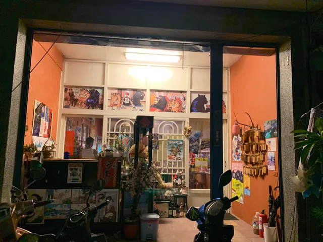 深夜小食堂（休假日請參考FB臉書動態資訊）