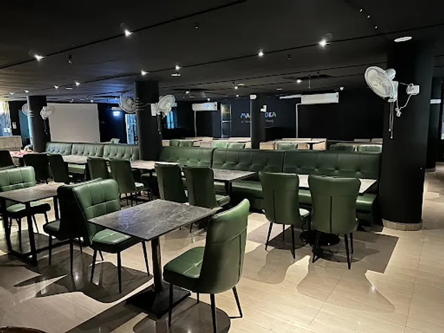 Madhuloka Bar & Restaurant