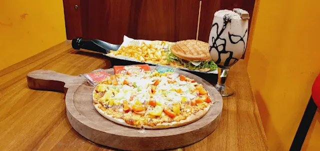 Bachelor's Tea & Cafe