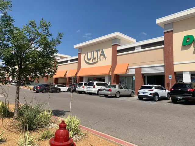 Bryant Square Shopping Center