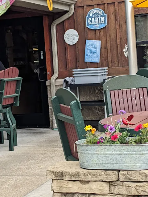 Lorie’s Wildridge Restaurant