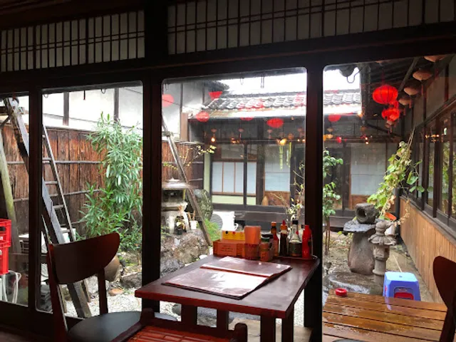 ベトナム料理 ホイアン 大阪店