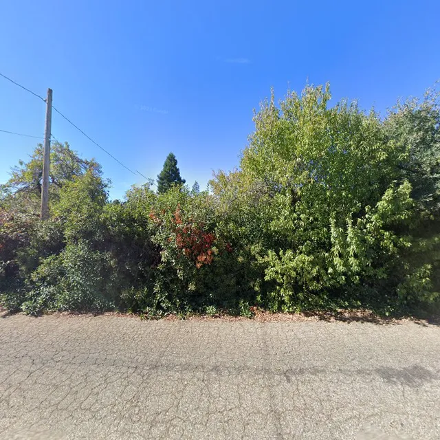 Wogoman’s Produce & Fruit