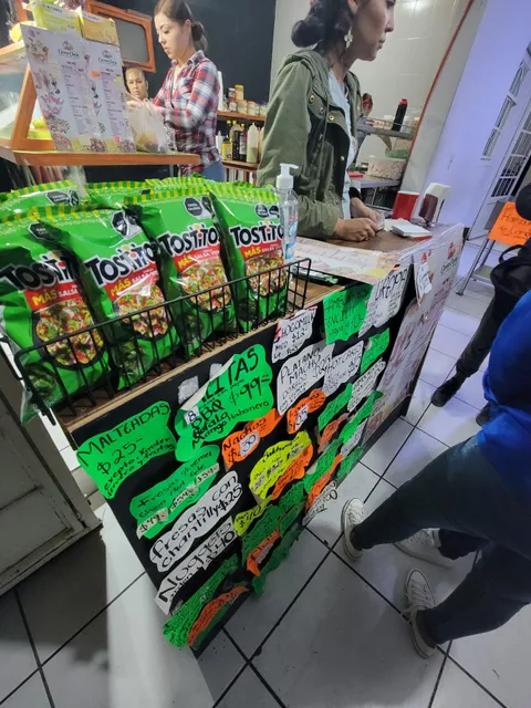 Bionicos y salchipulpos doña chole