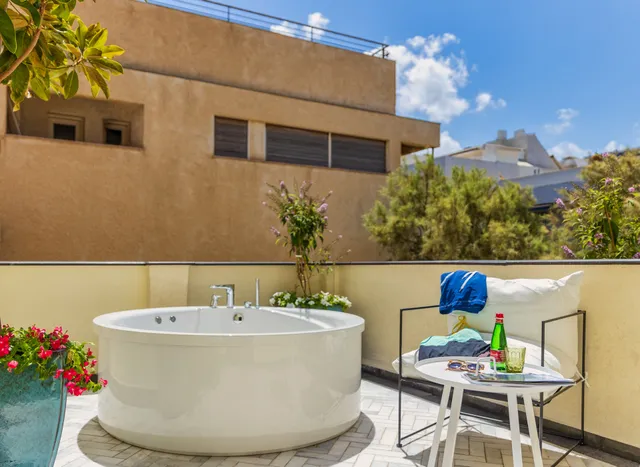 וילה בראון תל אביב | Villa Brown Tel Aviv by Brown Hotels