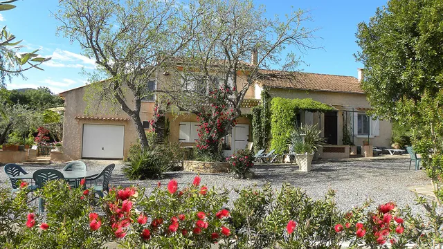 Vacation Rentals - Cottages of Cagnardette ** & ***