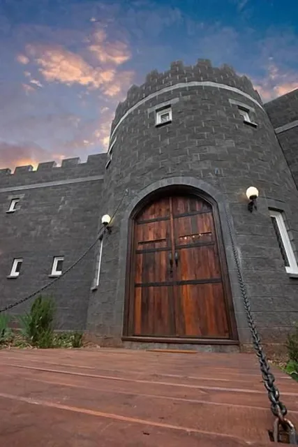 The Castle on Tamborine