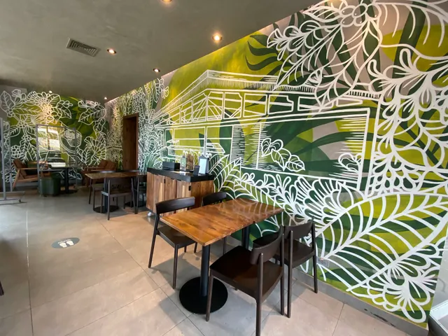 Starbucks - Lindora 1