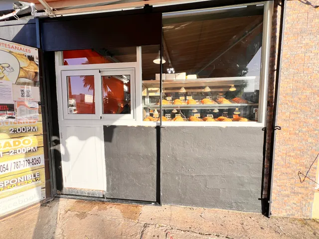 Ladelos - Bayamón (Antes La Pastelillera)