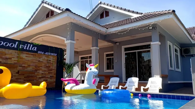 Happy Pool Villa สัตหีบ