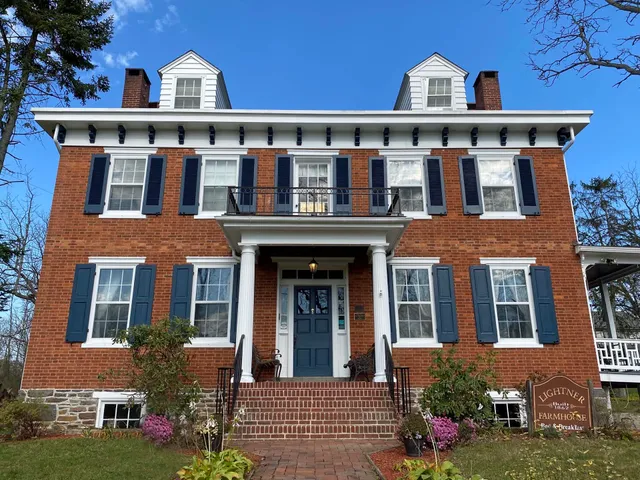 Lightner Farmhouse Bed & Breakfast