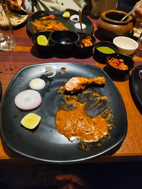 Hotel Shrushti (Family Restaurant and Bar)