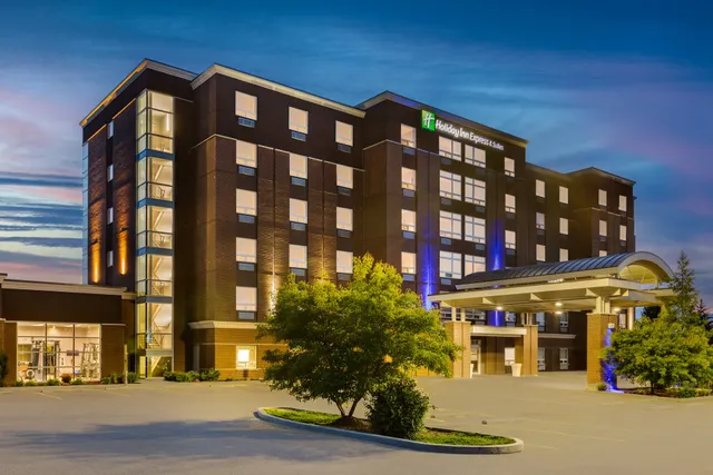 Holiday Inn Express & Suites Cold Lake by IHG
