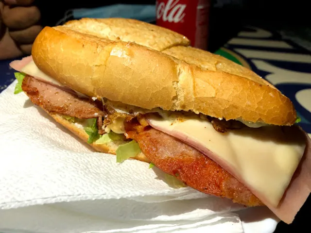 Bar cafetería la Sirena lll