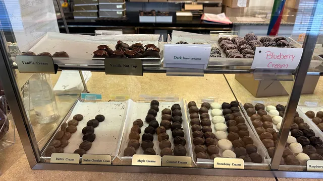 Wolf's Fine Handmade Chocolates
