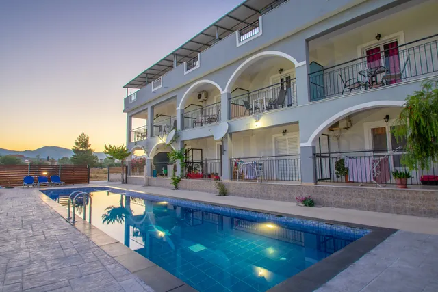 Brunswick villa units complex