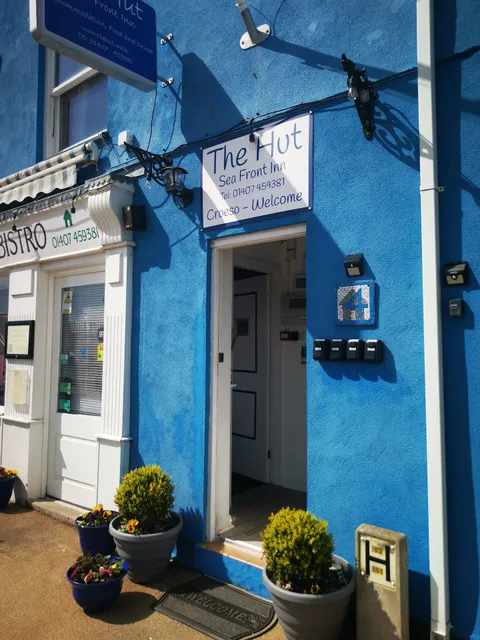 The Hut Seafront Inn Holyhead