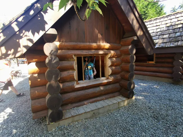 Cariboo Cabins Sheridan Lake