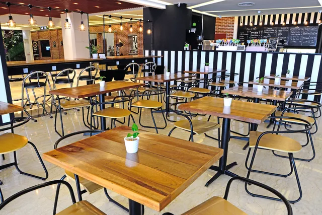 Fat Cat Cafe • Pearl Shopping Gallery