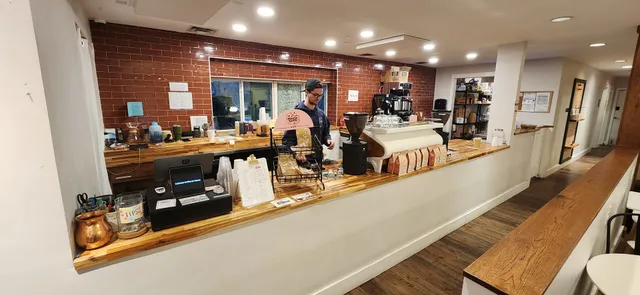 Cultivate Coffee + Flowers