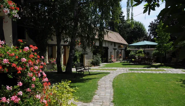 Les Granges Ménillonnes