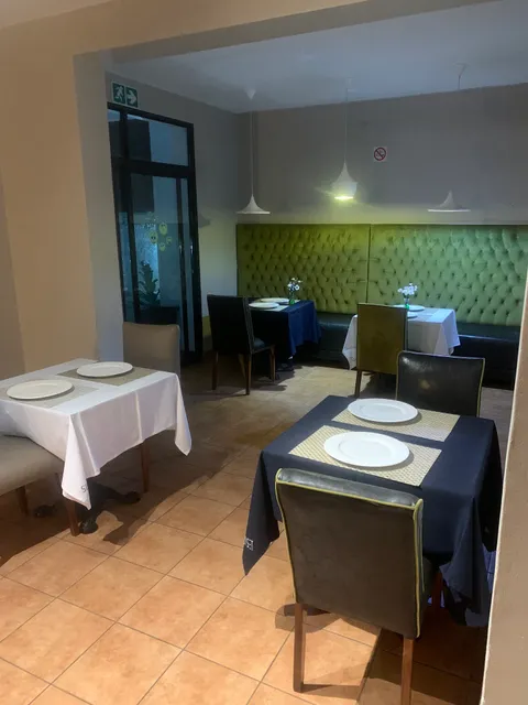 SUNSET (Restaurante, Bar & Guestt House