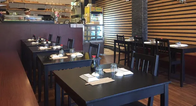 Sushi Sankaku (Seaforth)