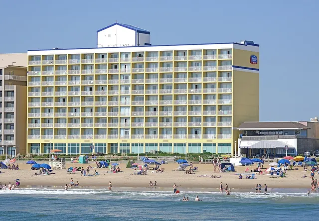 Fairfield by Marriott Inn & Suites Virginia Beach Oceanfront