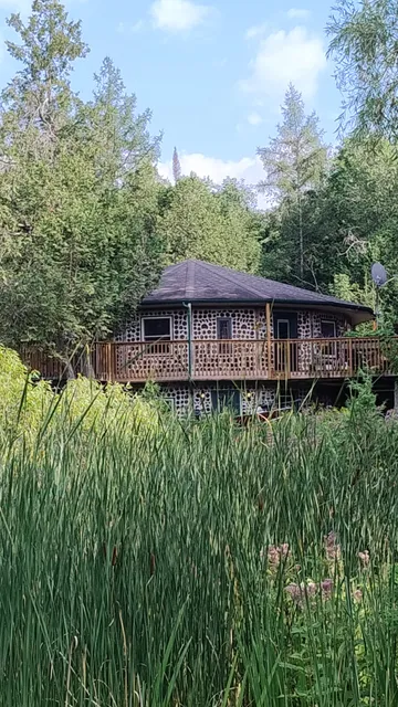 Gathering Place on Golden Ponds B & B (The)