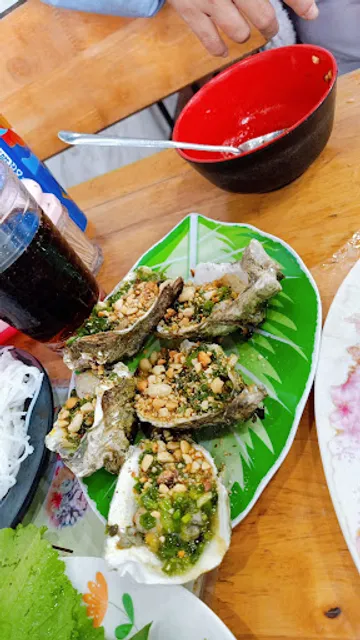 Trà Sữa & Ốc 30k