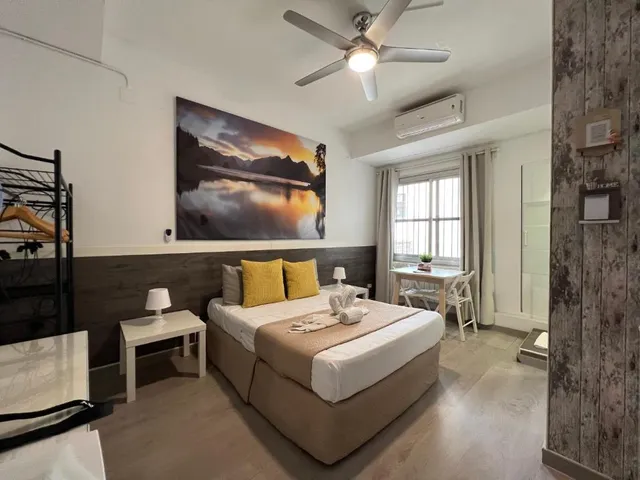 Hotel Valencia Suits You