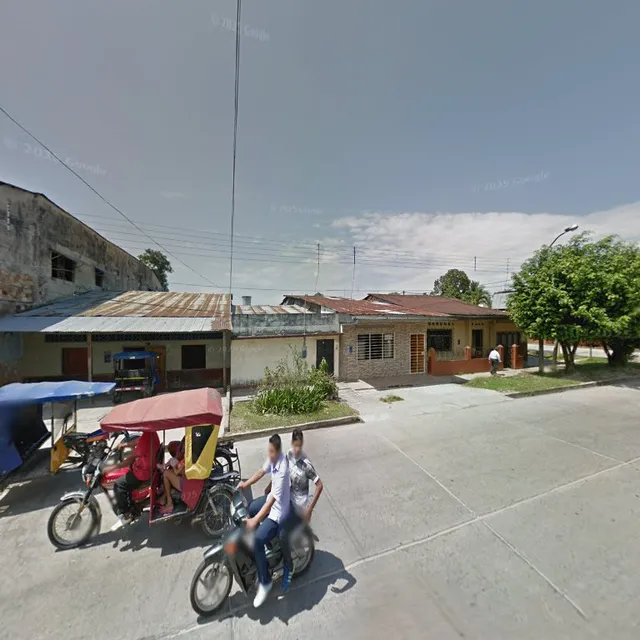 Casa FIESTA Pollos y chancho a la Leña