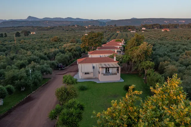 Lagouvardos Apartments