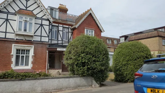 Gables Court Apartments