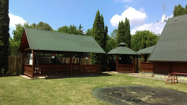 Őzike Apartmanházak