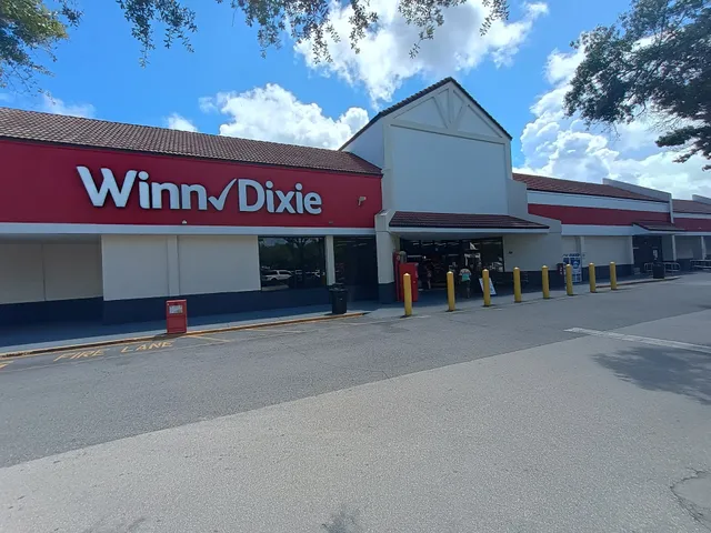 Dairy Plaza Shopping Center